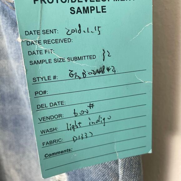 Elwood Men's Slim Destructed Denim Overalls Light Wash Size 32 - Picture 7 of 8